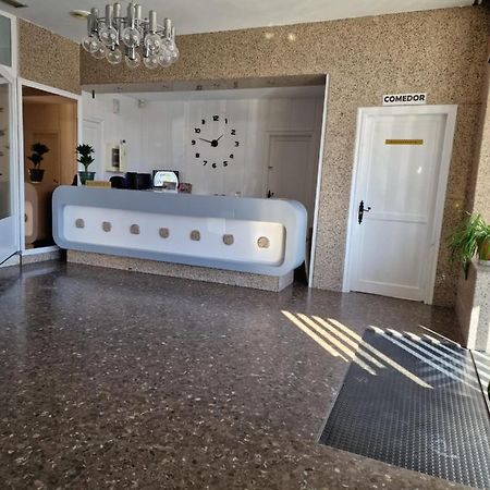 Hostal La Canada Segoviana Valmojado Экстерьер фото