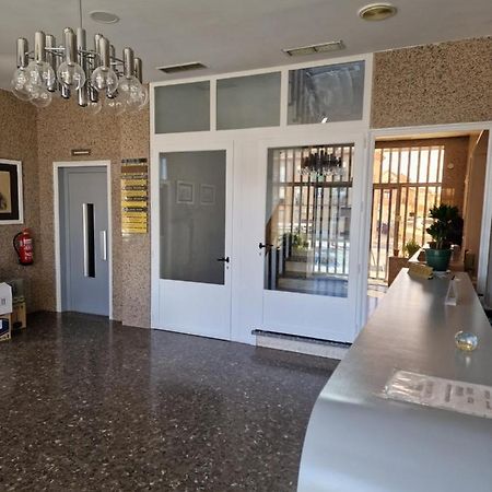 Hostal La Canada Segoviana Valmojado Экстерьер фото